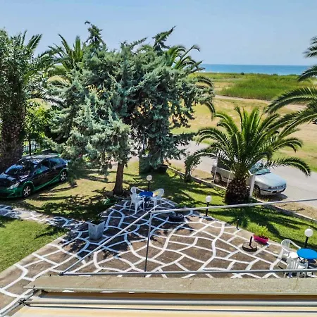 Apartment Galinis' Sea Front Nea Kallikrateia