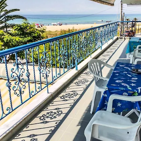 Apartment Galinis' Sea Front *