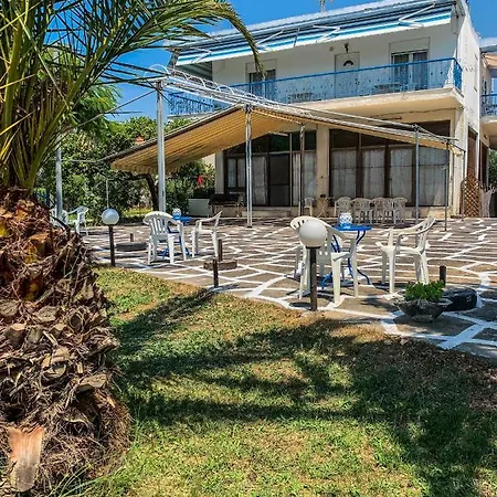Apartment Galinis' Sea Front *