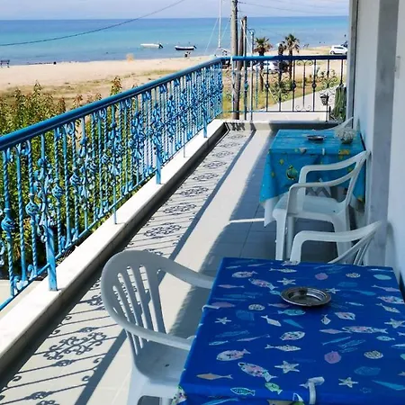 Galinis' Sea Front Lägenhet *